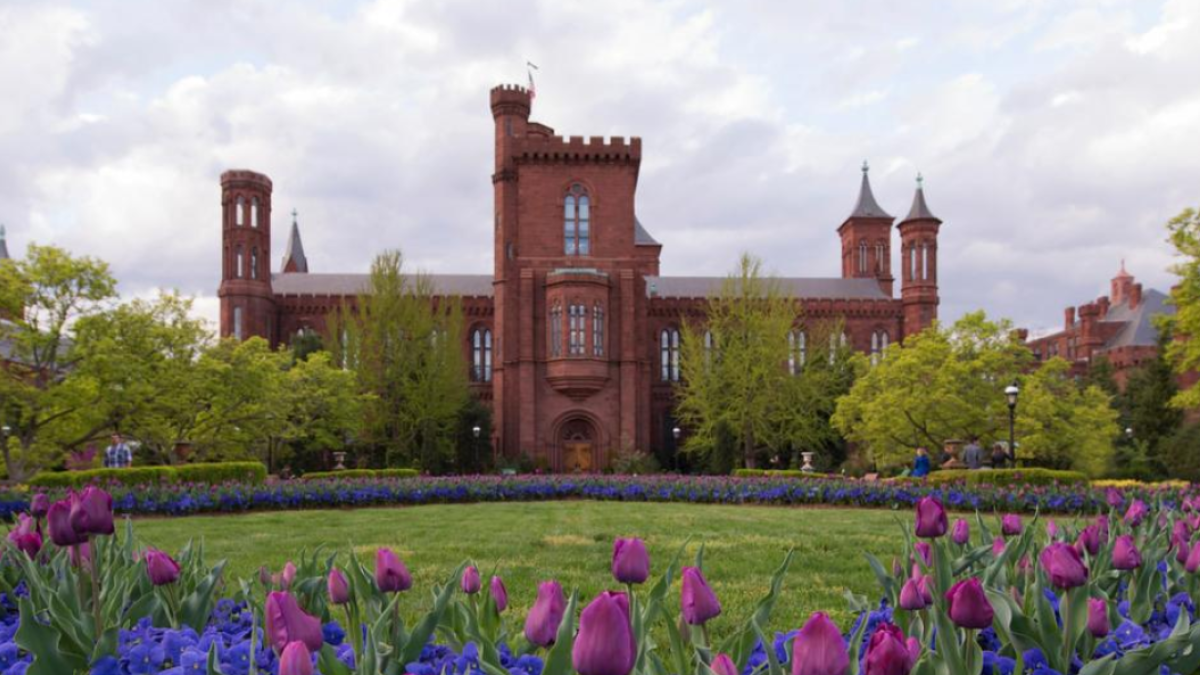 Smithsonian Castle