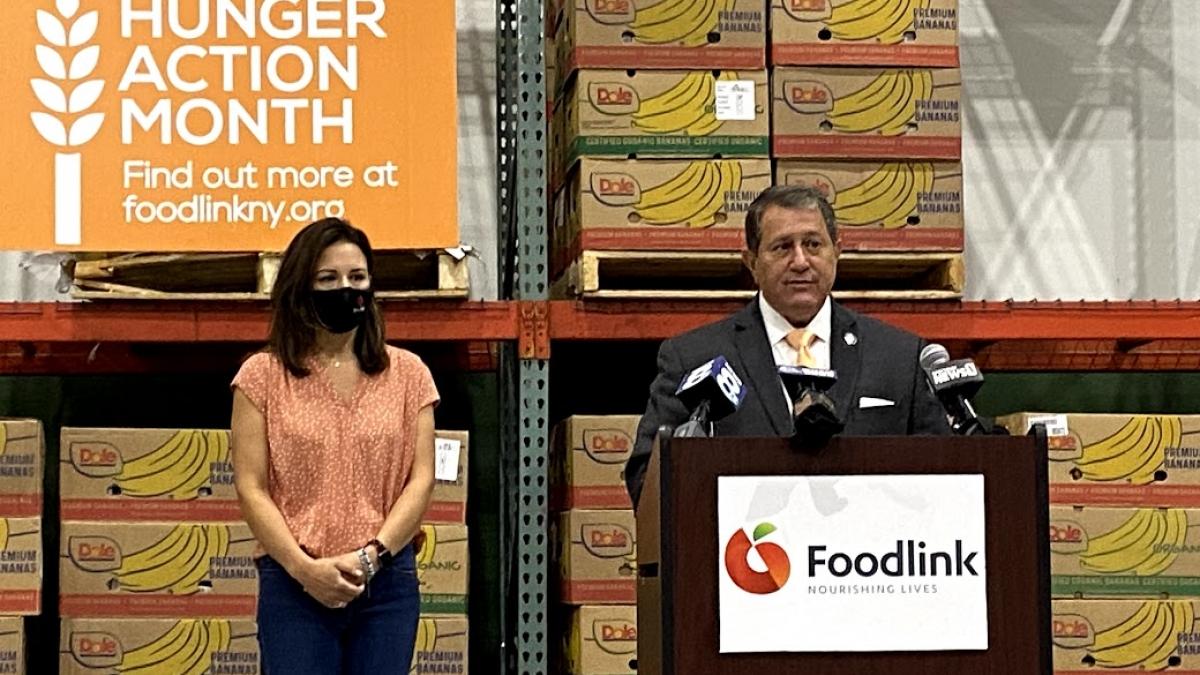 Rep. Morelle at Foodlink event