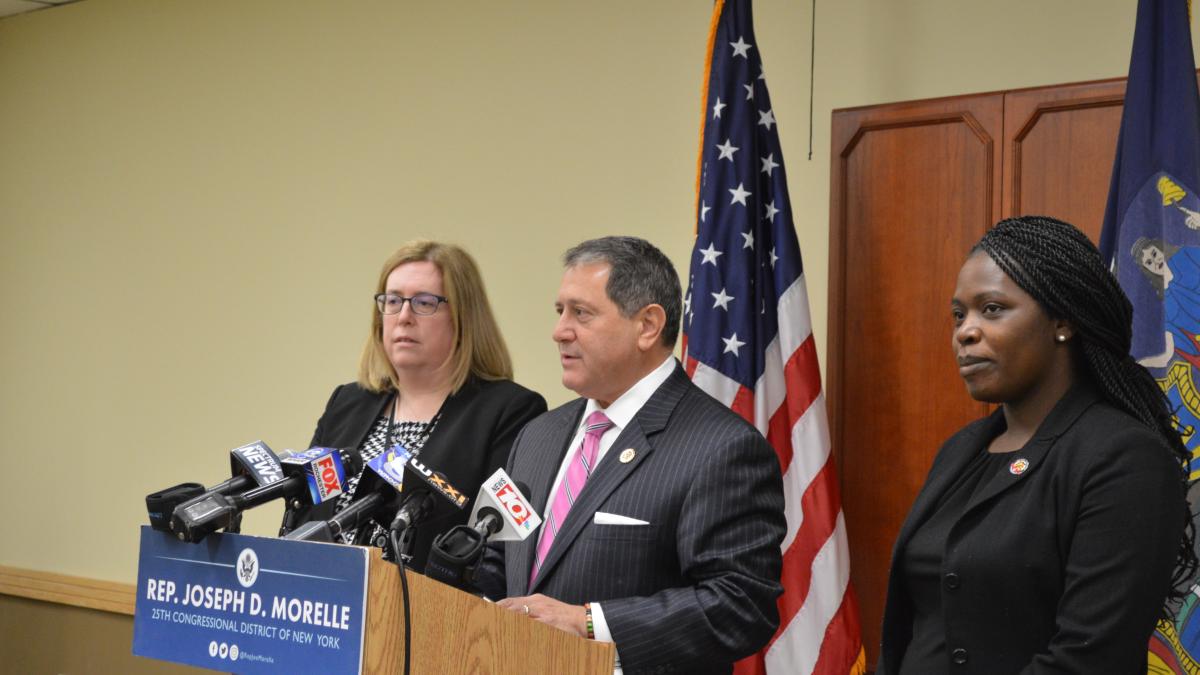 Congressman Joe Morelle speaking at podium